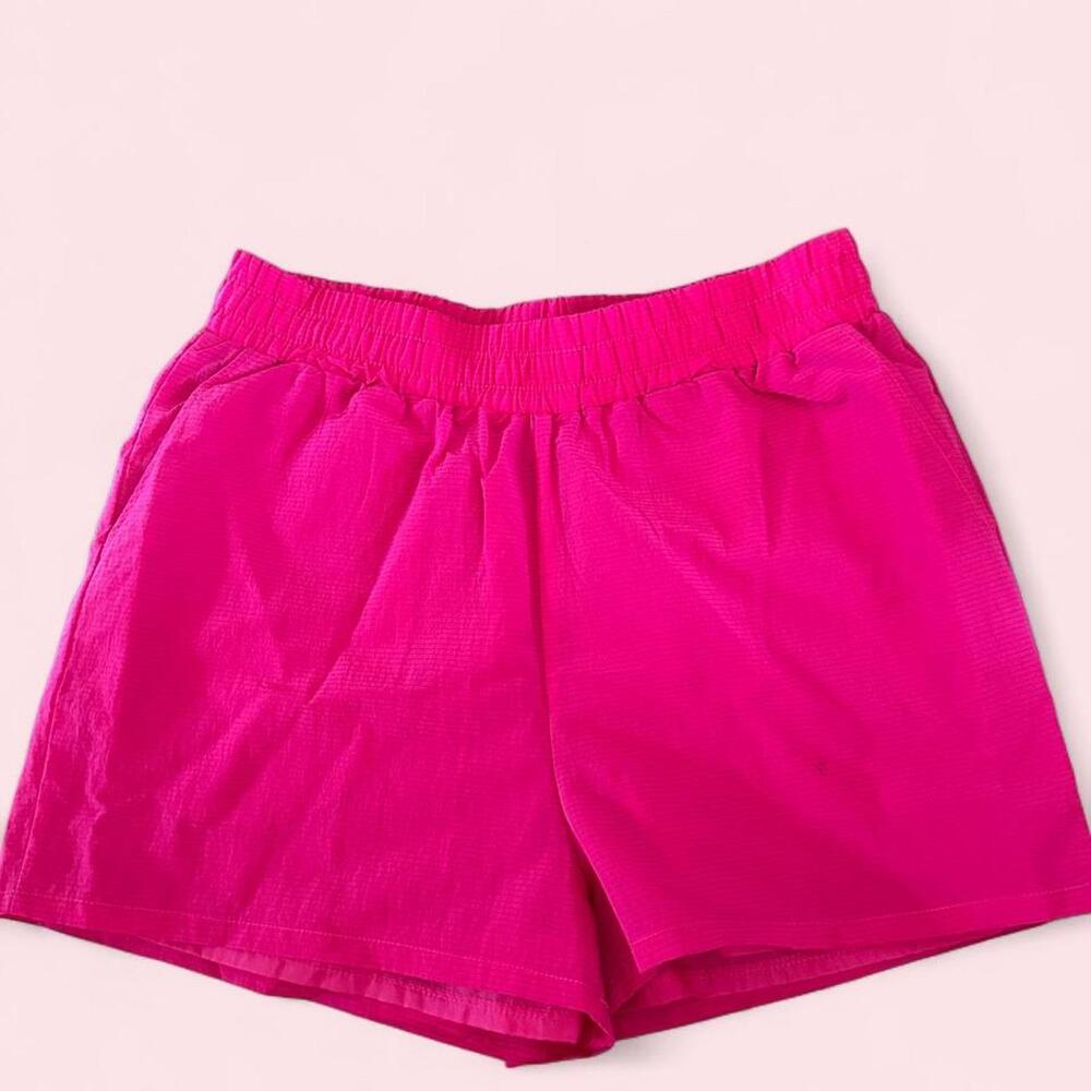 Forever 21 pink windbreaker athletic shorts with subtle grid pattern